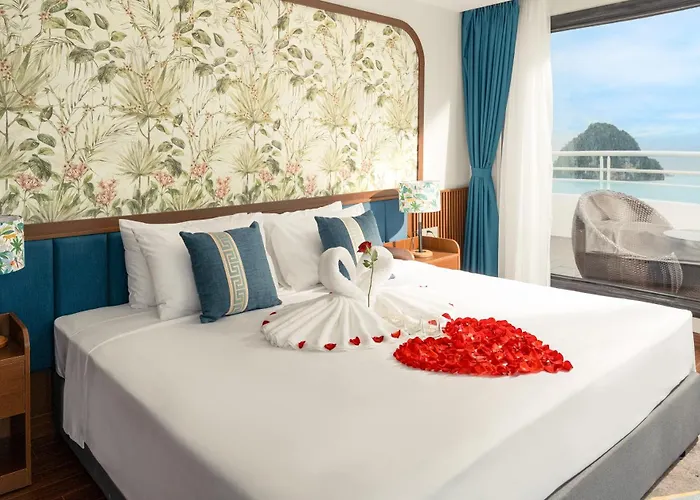 Lan Ha Boutique Coral Cruise Hạ Long