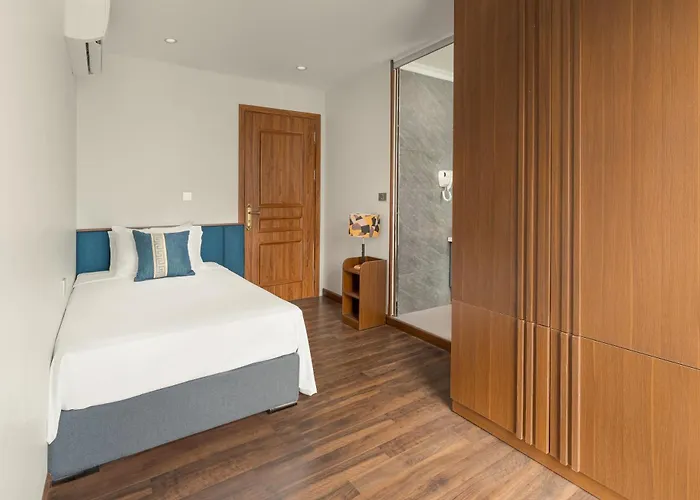 Lan Ha Boutique Coral Cruise